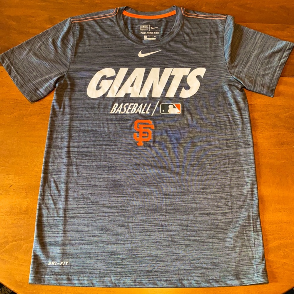 San Francisco Giants Nike Dri Fit sz Small baseball shirt.